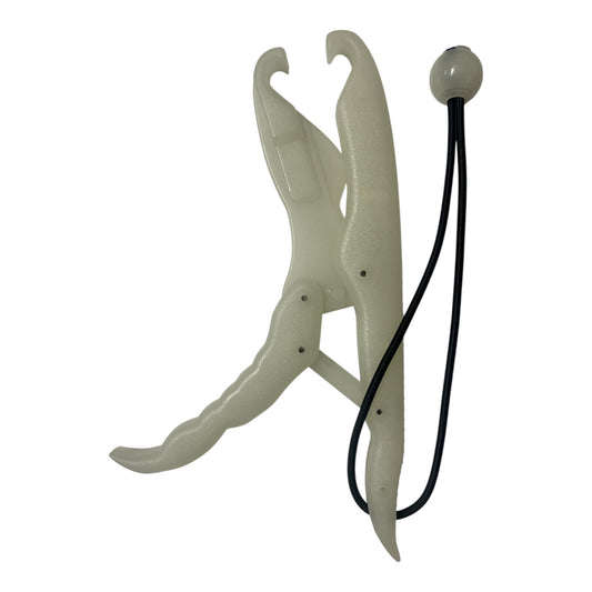 FLOATING FISH GRIPPER